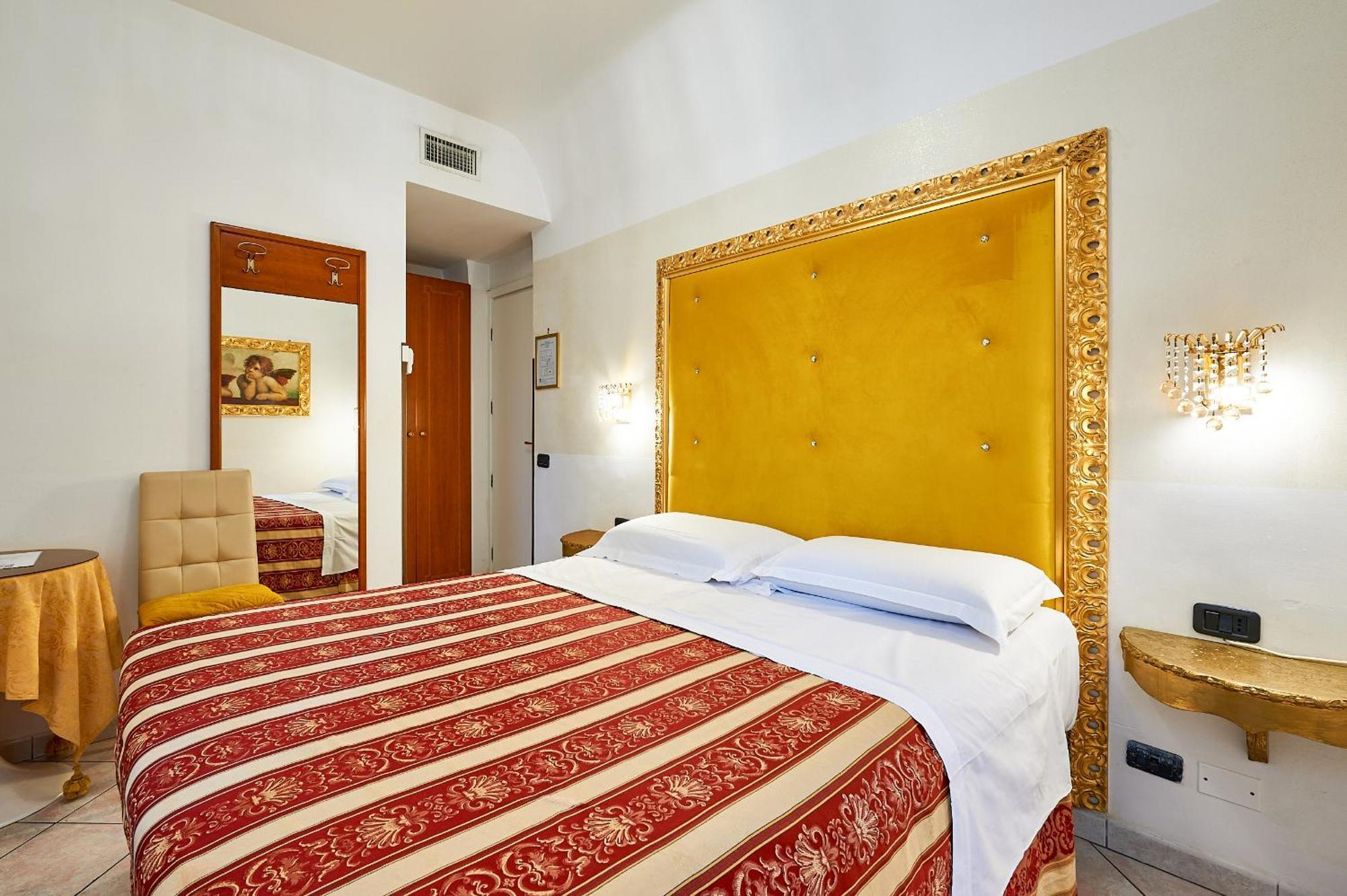 Virginia Hotel 2*